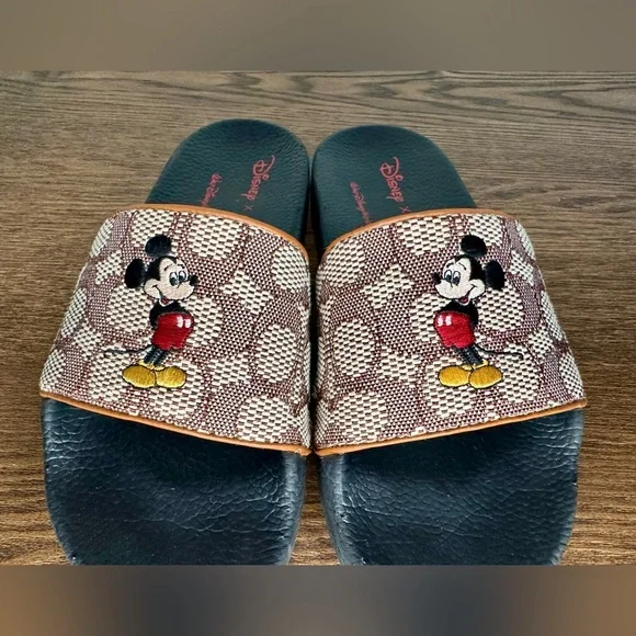 Coach X Disney Sport Slide with Mickey Mouse Embroidery Size 7 - Picture 3 of 11